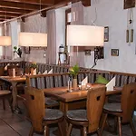 Hotel Torstuben 2*
